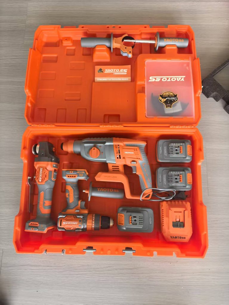 工厂展厅（выставочный зал）-浙江宝昇工具有限公司